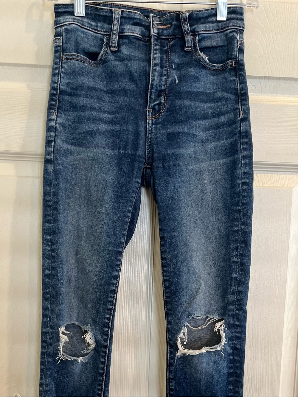 AMERICAN EAGLE SUPER HI-RISE JEGGING STRETCH JEANS